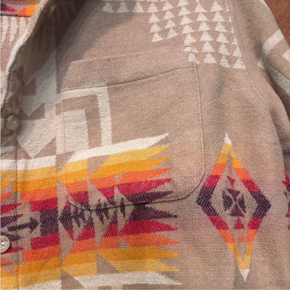 Pendleton Women's Tan Patterned shirt - Picture 4 of 5